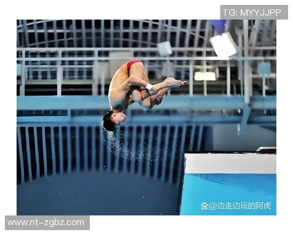 女子游泳明星突破极限 打破世界纪录为国争光创造新辉煌