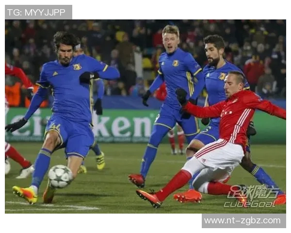 罗斯托夫对阵曼联的比赛结果分析及双方表现评估 罗斯托夫对阵曼联的比赛结果分析及双方表现评估